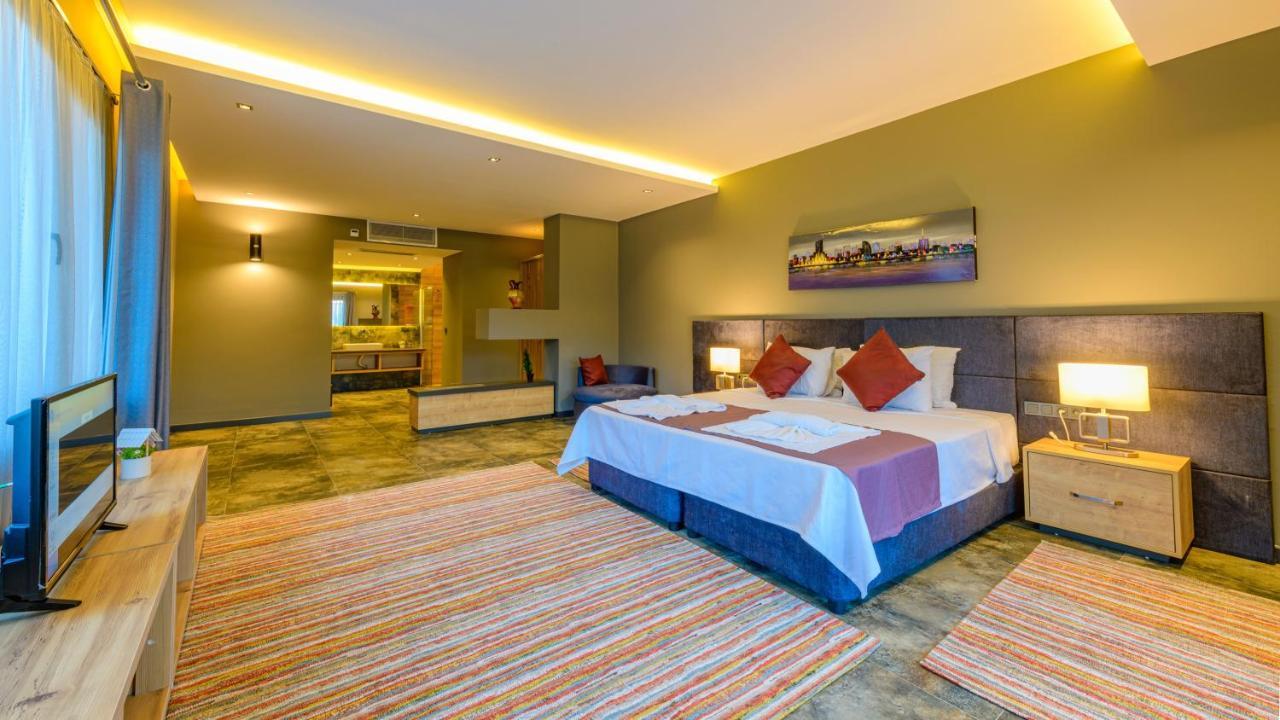 Marla - 2 Bedroom Honeymoon Villa Олюденіз Екстер'єр фото